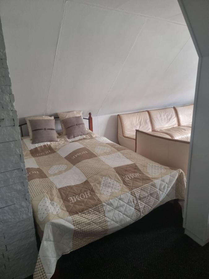 Alte Bibliothek Apartment Kottmar ภายนอก รูปภาพ